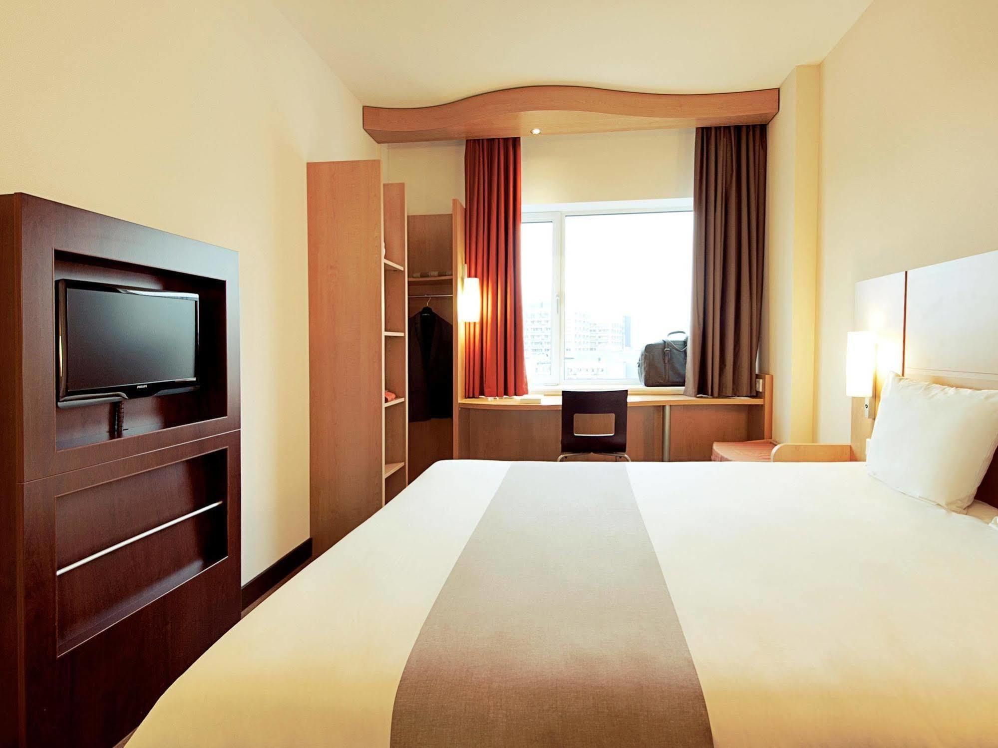 Ibis Anyang Jiefang Ave Hotel Exterior photo
